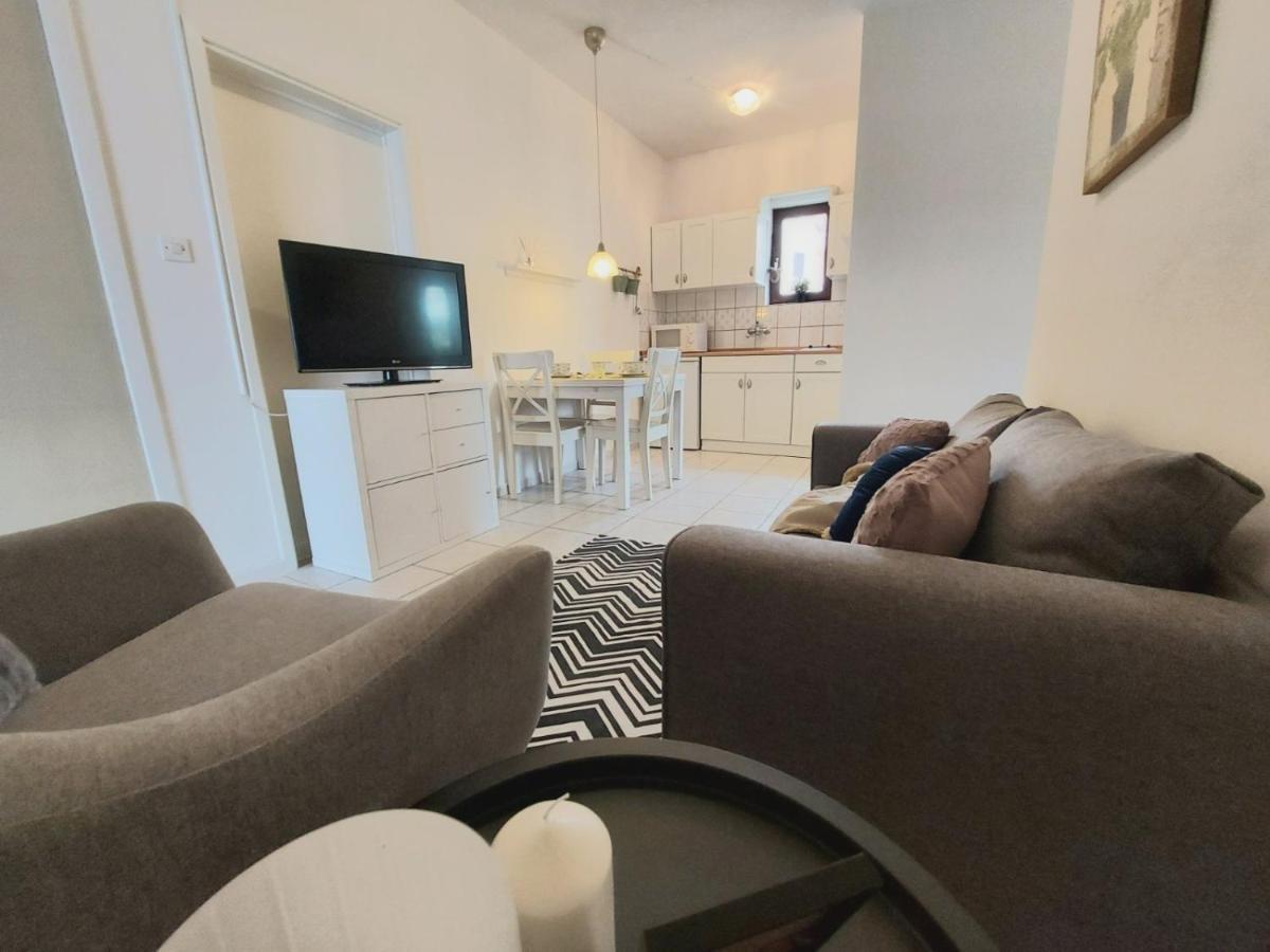 Apartmani Seaview Ljubač Exterior foto